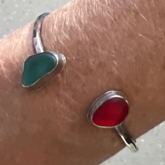 COR silver bangle bracelet red & green stone - Picture 1 of 4